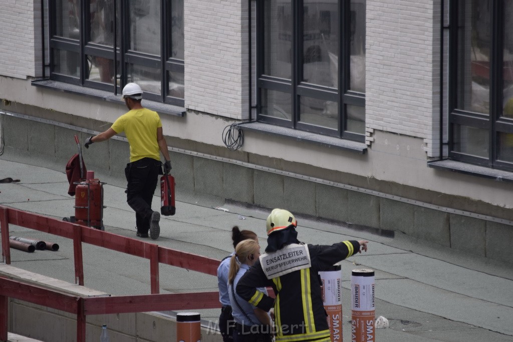 Fassadenfeuer Baustelle Koeln Kalk Dillenburgerstr P26.JPG - Miklos Laubert